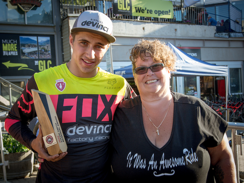Magnus Manson took second in the Junior Expert category of the Canadian Open DH presented by iXS at Crankworx Whistler 2016, but won the Stevie Smith Memorial Award, pictured here with Stevie's mom, Tiann Smith. Photo: Scott Robarts