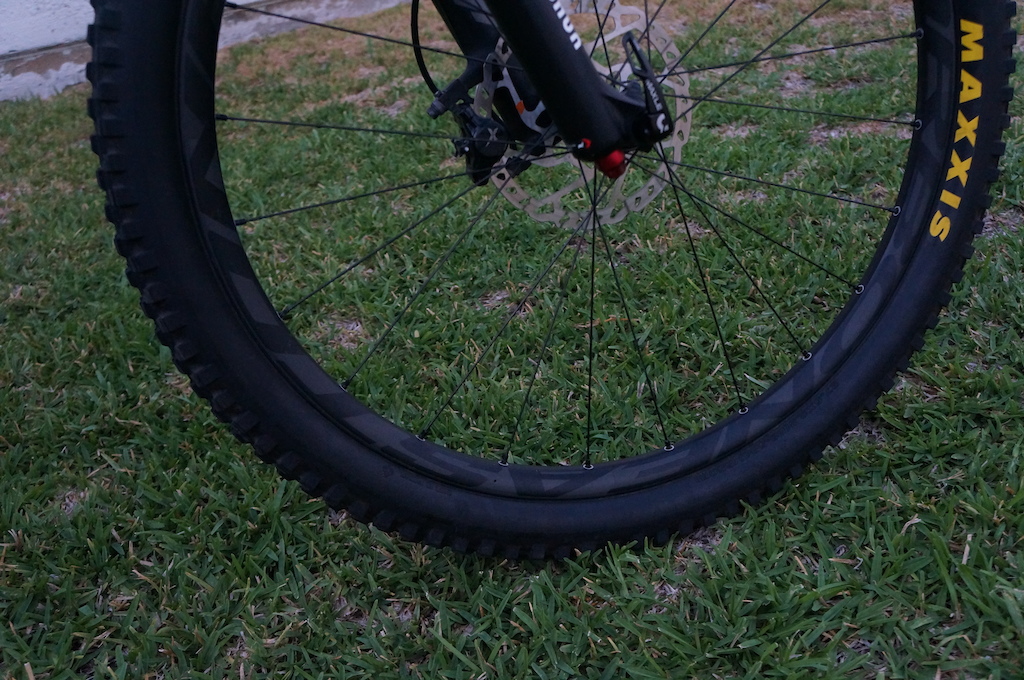 2013 Santa Cruz Bronson with Carbon Wheels