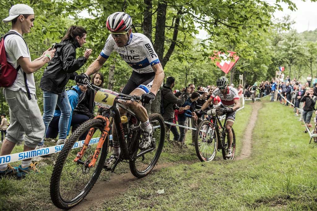Julien Absalon, Nino Schurter perform at the UCI XCO World Tour in La Bresse, France on May 29th, 2016 // Bartek Wolinski/Red Bull Content Pool