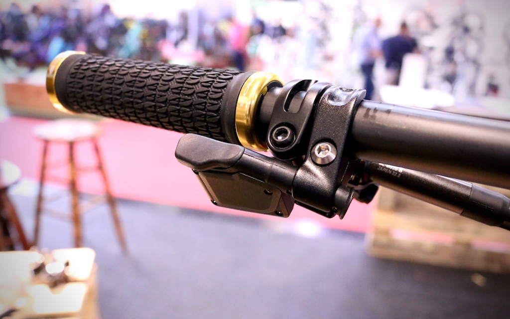 KS' Wireless Electronic Dropper Post - Eurobike 2016 - Pinkbike