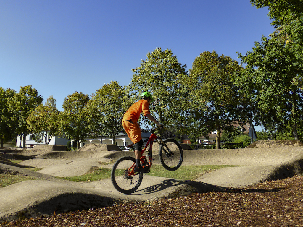 The village Mondercange has a really nice pump track. You can practice you're pumping skills or jumping skills. The dirt is mixed with cement so don't crash because you will hurt you.