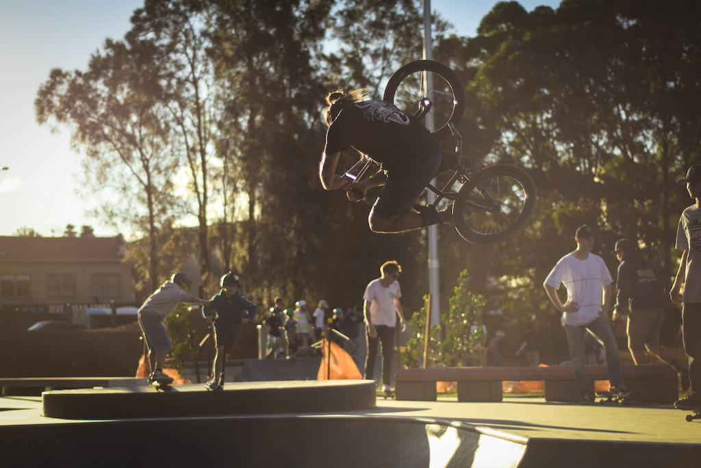Making Shadows: featuring Keiran Volk - Video and Photo Epic