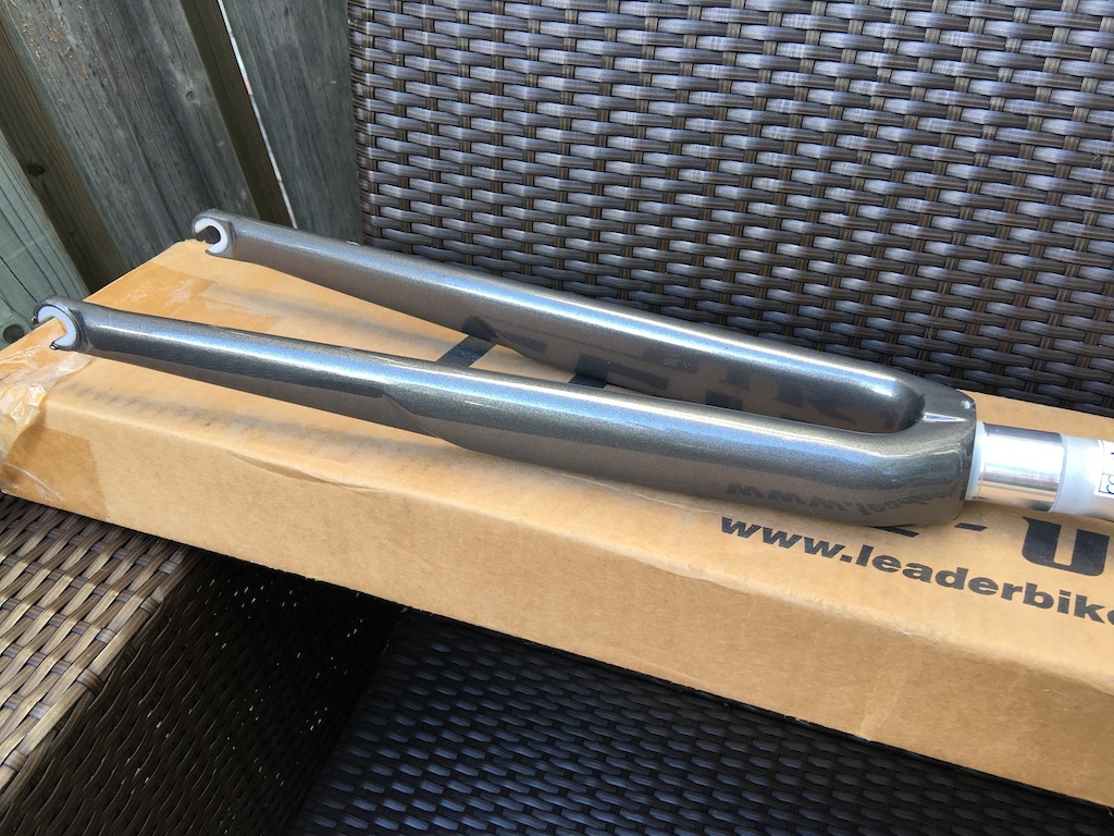 2016 Two Leader Kagero Forks