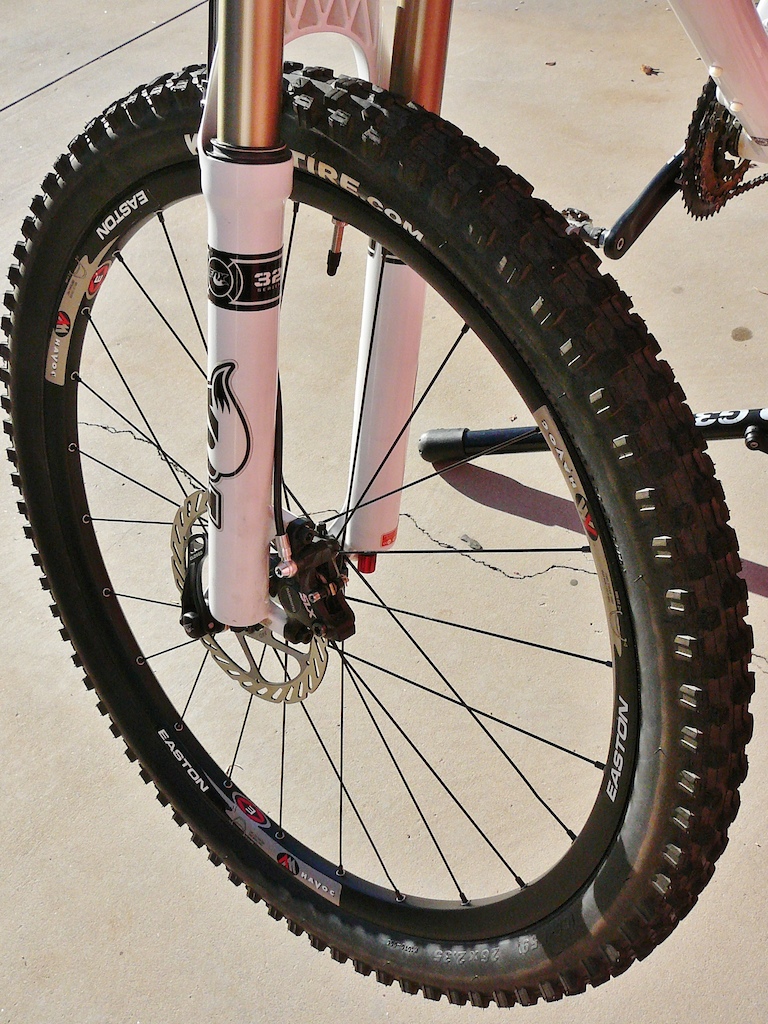 2012 Santa Cruz Nickel mountain bike - Large