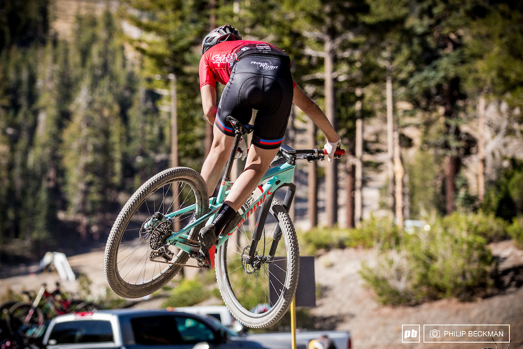 Who says XC riders can't whip? Not Brian Gordon (TLD/Baghouse/Specialized), styling to third in the Pro Men's class.