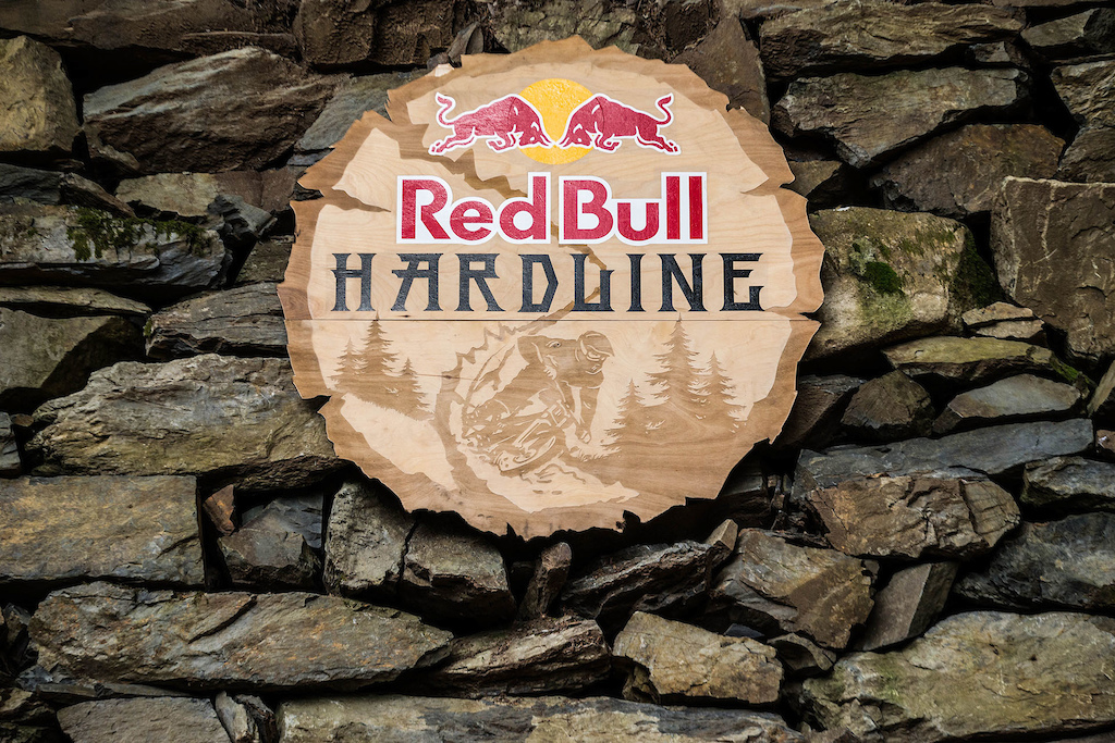 Red Bull Hard Line 2016 - Practice