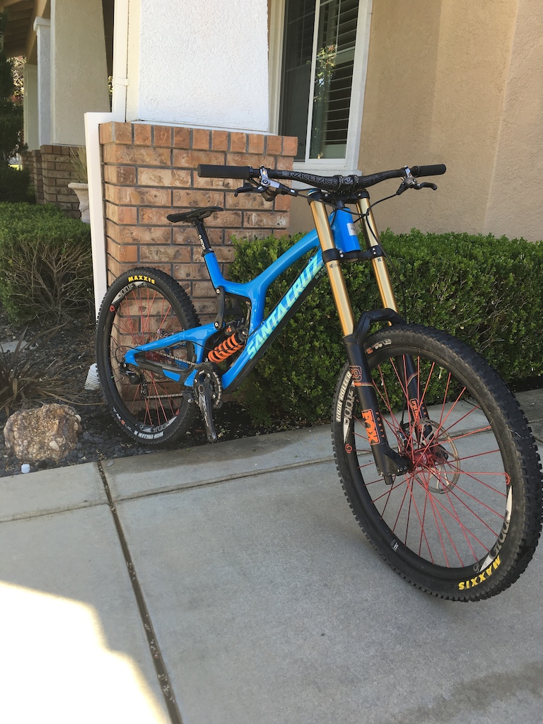 2016 Santa Cruz V10
