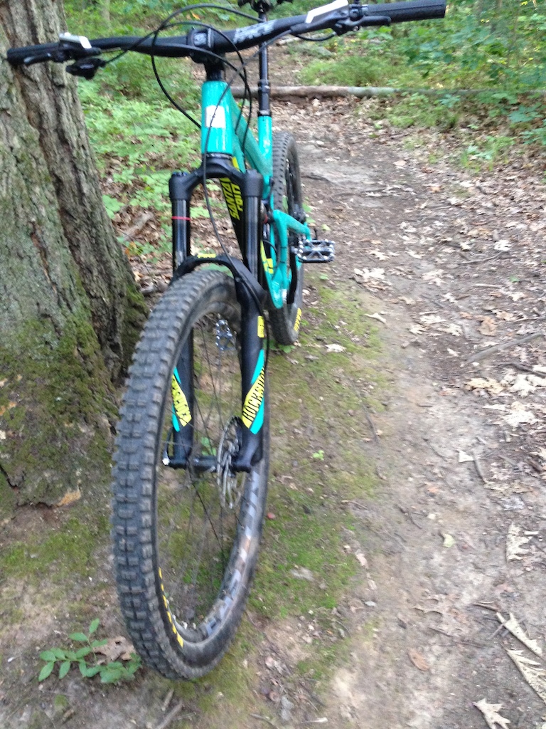 2016 Santa Cruz Nomad (1 Month Old) MINT