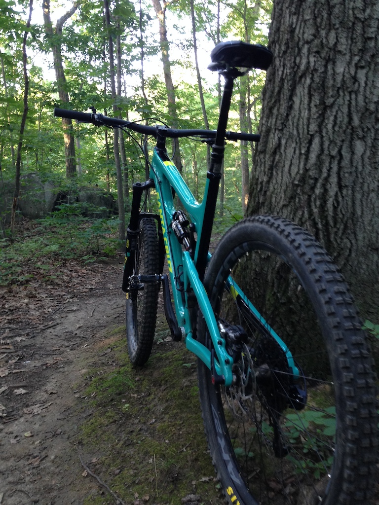 2016 Santa Cruz Nomad (1 Month Old) MINT
