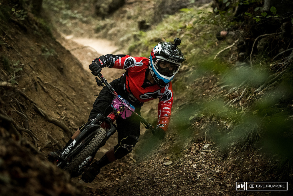 Isabeau Courdurier has been challenging Cecile Ravenel the past few rounds and would love to end the season with her first ever EWS win.