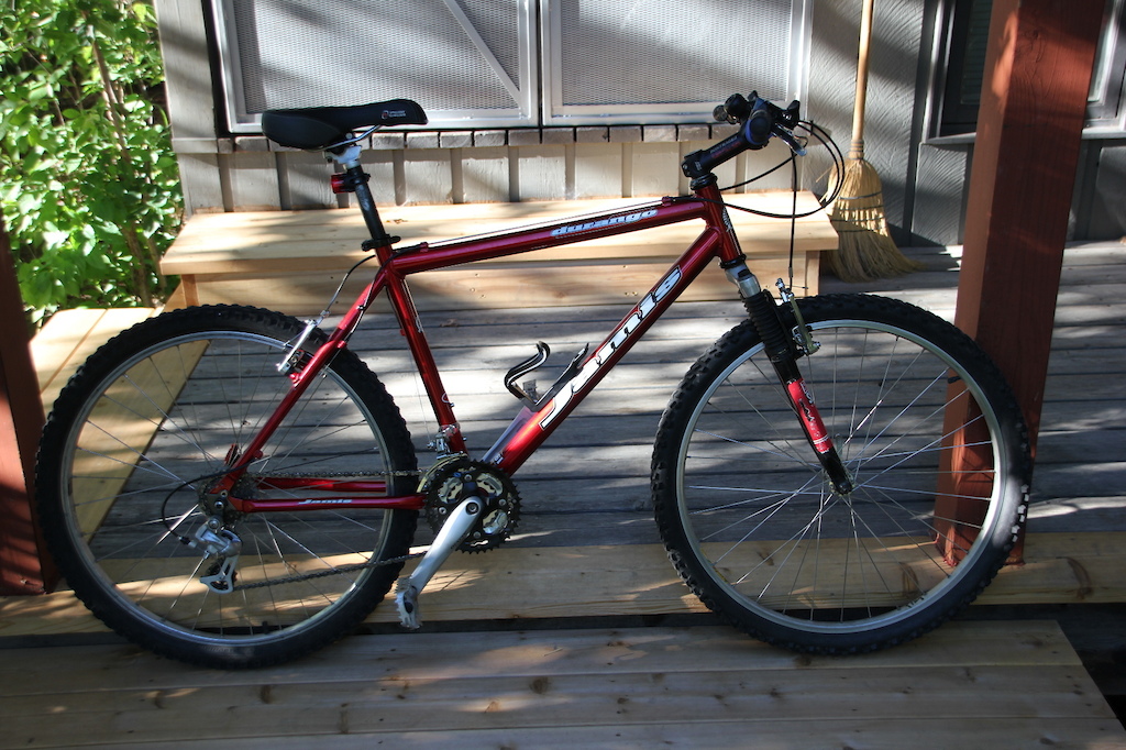 0 Jamis Durango XC Mountain / Commuter Bike