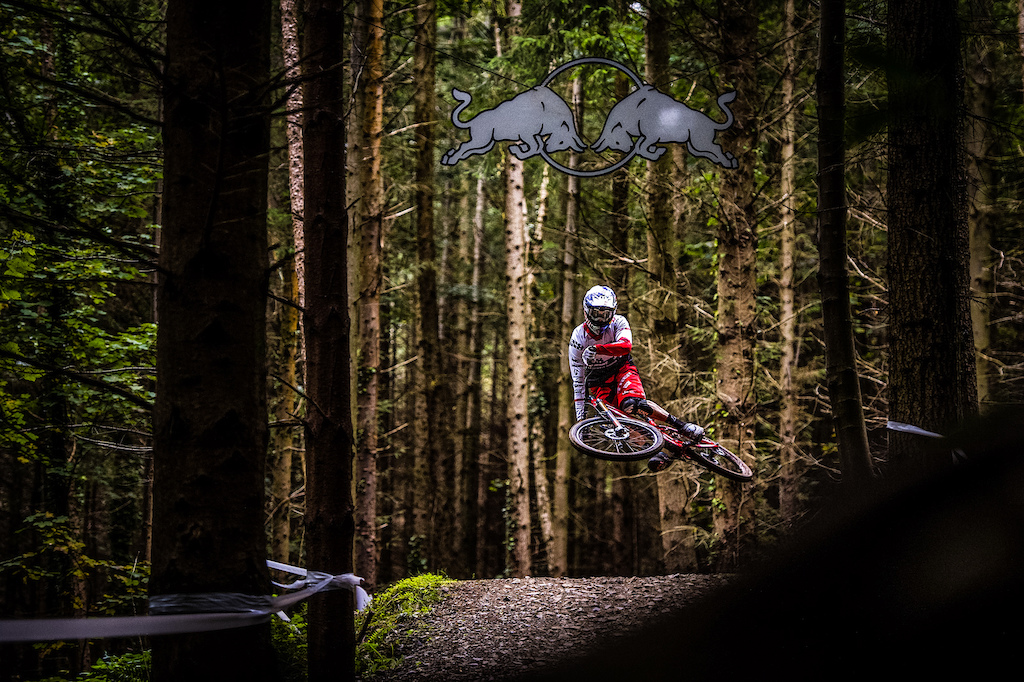 Effortless style from the 2x DH World Champ.