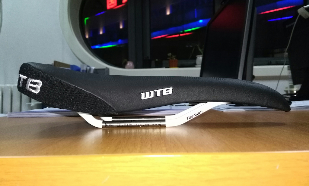got a new seat,WTB Volt team,around 220g. probably the best looking MTB saddle Iv ever seen,surely comfort as usual WTB should be!
strongly recomment!