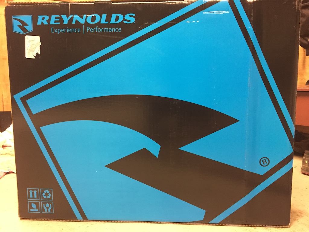 2016 Reynolds STRATUS PRO Wheelset