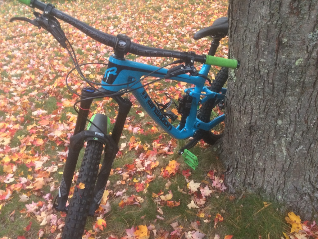 2017 Patrol Carbon 2 (medium)