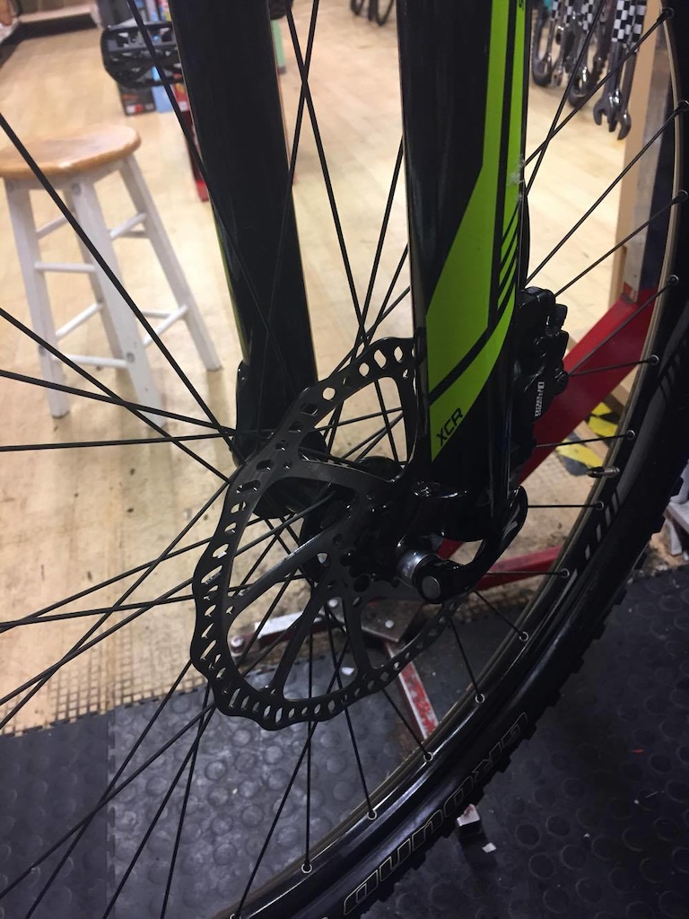2014 Specialized Camber *like new*