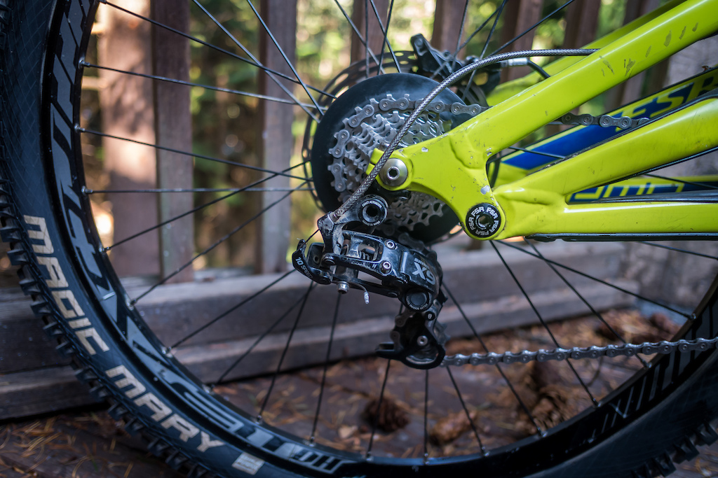 2015 Specialized Demo 8