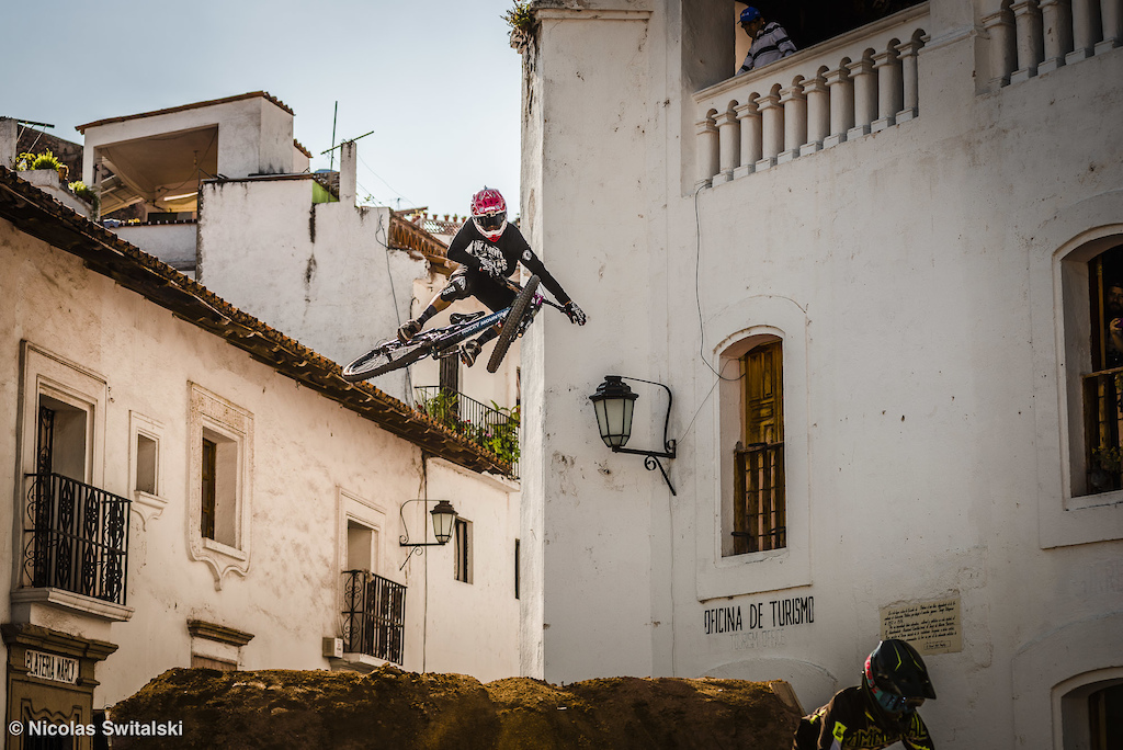 DH Taxco 2016: City Downhill World Tour Final