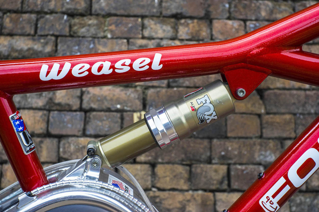 1996 Foes Weasel
Fully Custom Restored!

Custom Candy Red by Robertos
Replaceable dropout mod
Disc mounts
