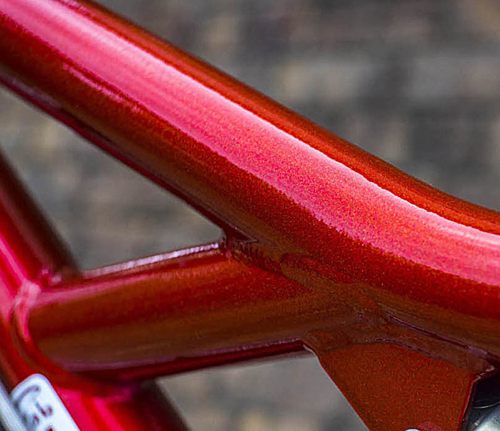 1996 Foes Weasel
Fully Custom Restored!

Custom Candy Red by Robertos
Replaceable dropout mod
Disc mounts