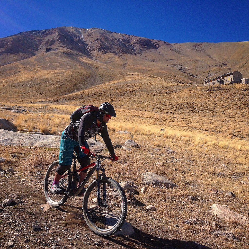 Enduro mountainbike trip in Iran...

More : http://www.exoride.net/en/