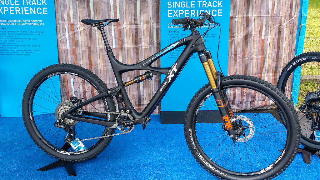 Each day is specially sponsored by a different BCBR supporter. Day 6 is well know as Shimano day and on display was the new Deore XT M8050 Di2 groupo
