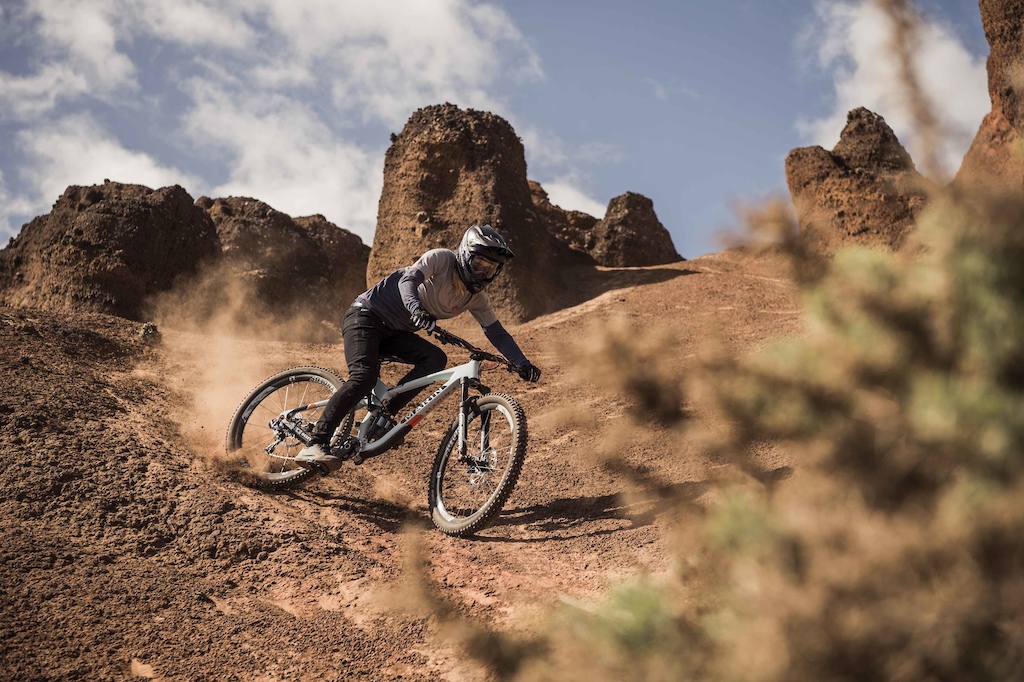 Action shoot for ION with the Mount Vision on Madeira 2016

Pic by Bartek Wolinski (ION Bike)