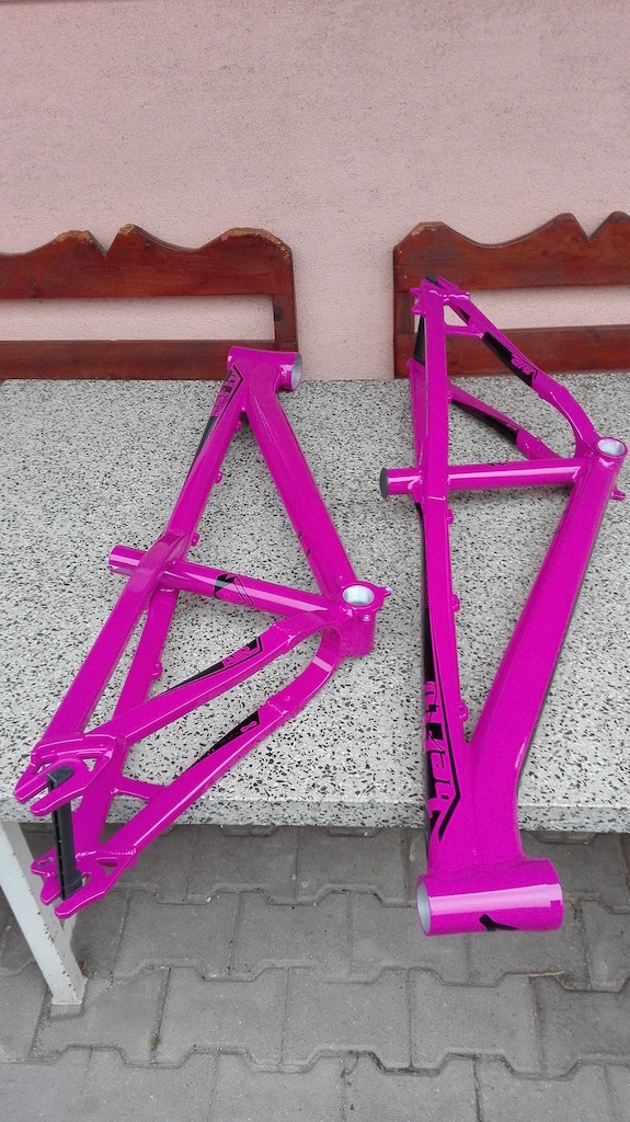 The sexiest frame with special geometry for pumptrack from Dema Bicycles, BeFly Air One