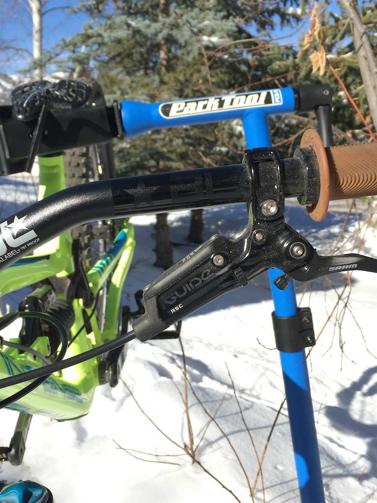 2016 Intense Uzzi - Medium