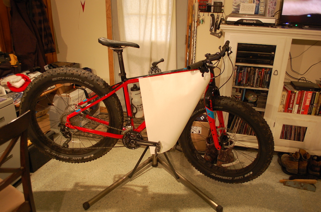 Template to create frame bag for DeeDee (My DD30 Fat bike). First bag will be to hold "Stuff" for trail maintenance.