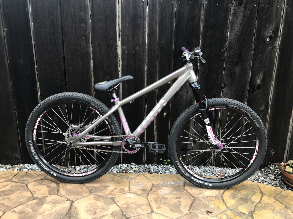 trek dirt jump bike