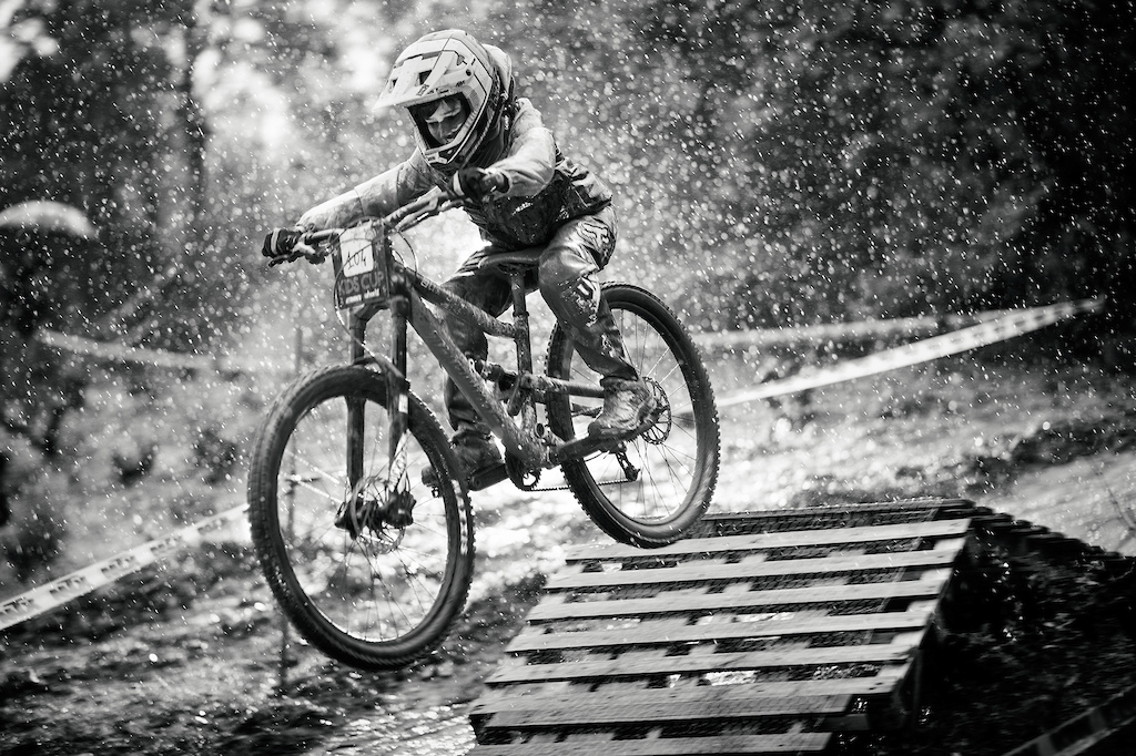 future talent for DH, Commencal