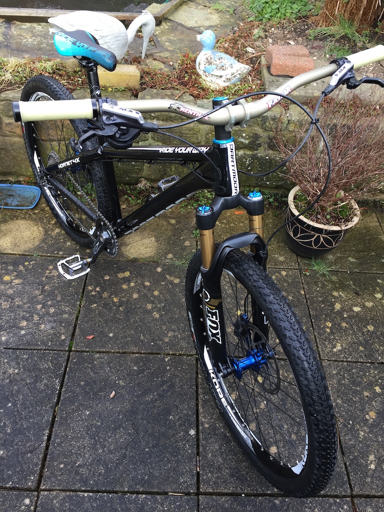 2016 Dartmoor Hornet 4X Dirt Jump Bike