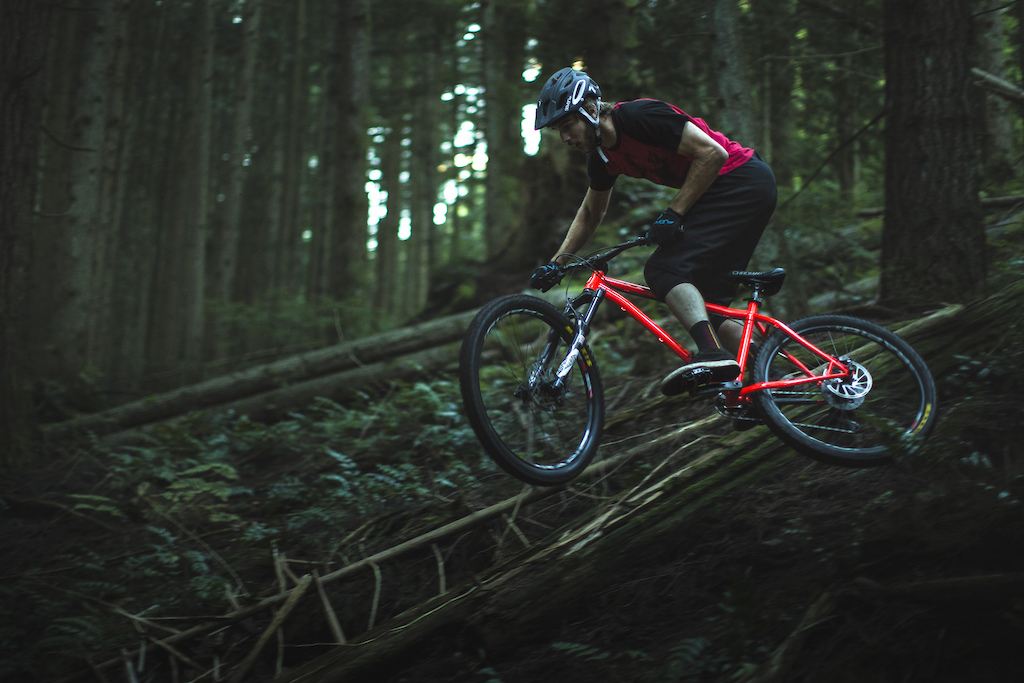 Nick Tingren riding his Chromag Stylus deep in the forest.