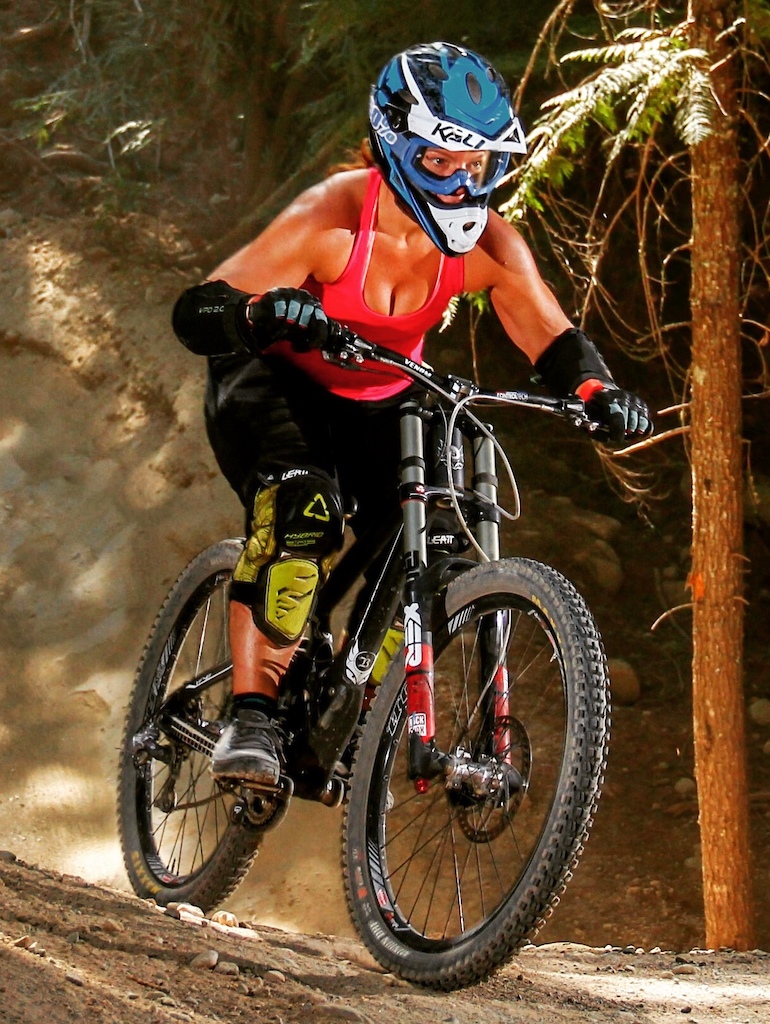Eye on the prize. Gotta love those Hope steel braided brakes for all the bike park laps! #stoppingpower