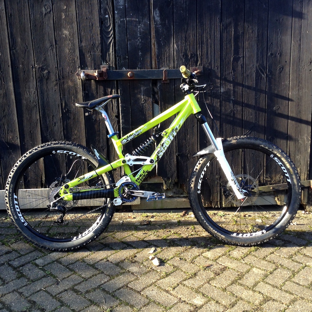 Scott voltage FR30