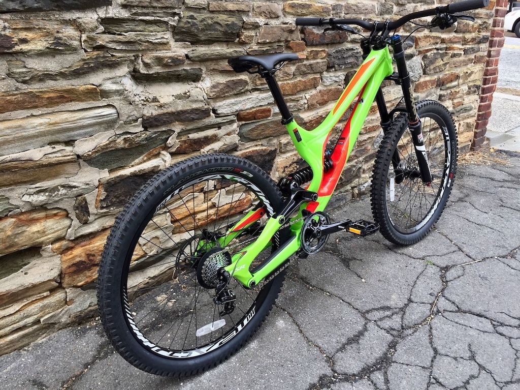 2017 Demo 8 I NEVER RIDDEN
