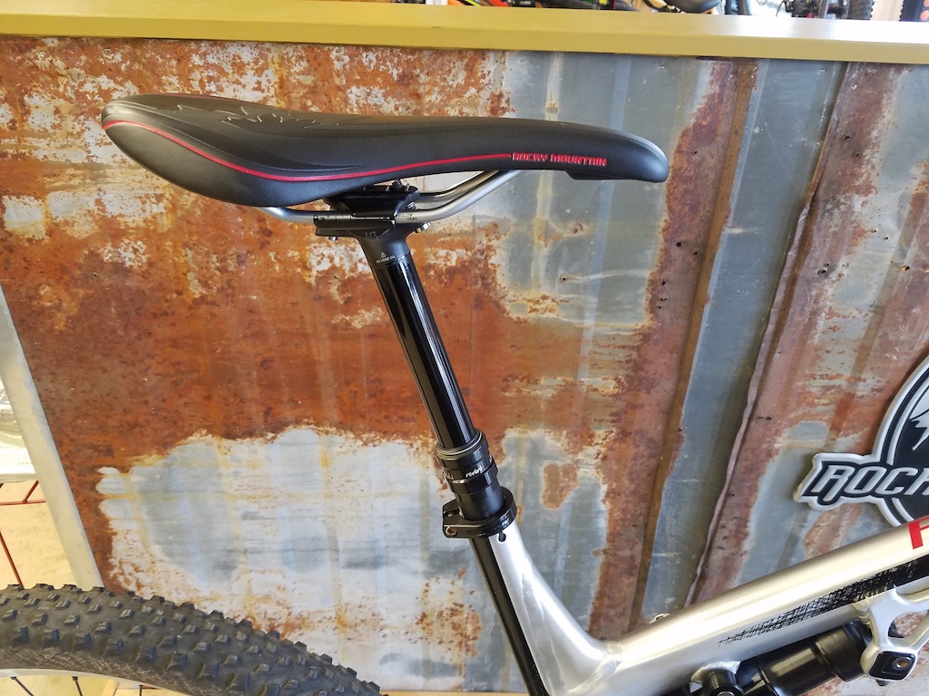 2014 Rocky Mountain Altitude - Large (upgrades!)