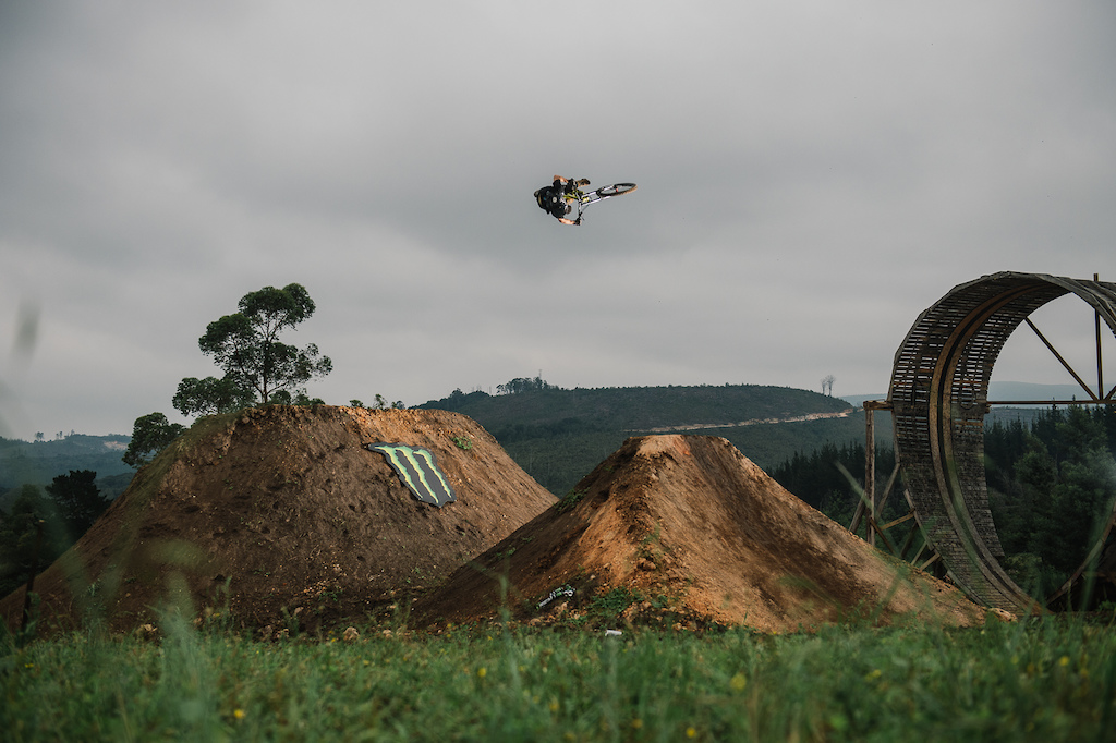 Getting to Know - Ethan Nell