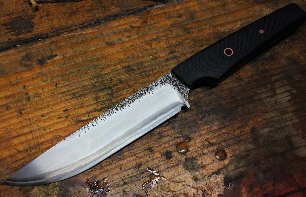 san mai (3-layer) steel
5-1/4" blade length