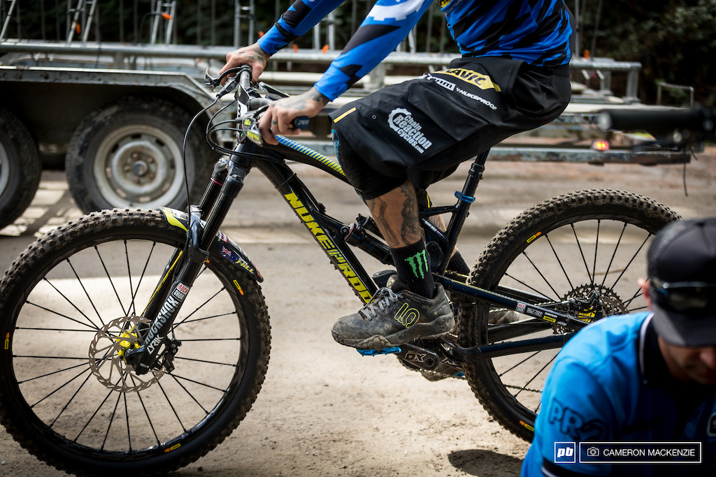 EWS Round 1 Tech: Crankworx Rotorua 2017 - Pinkbike