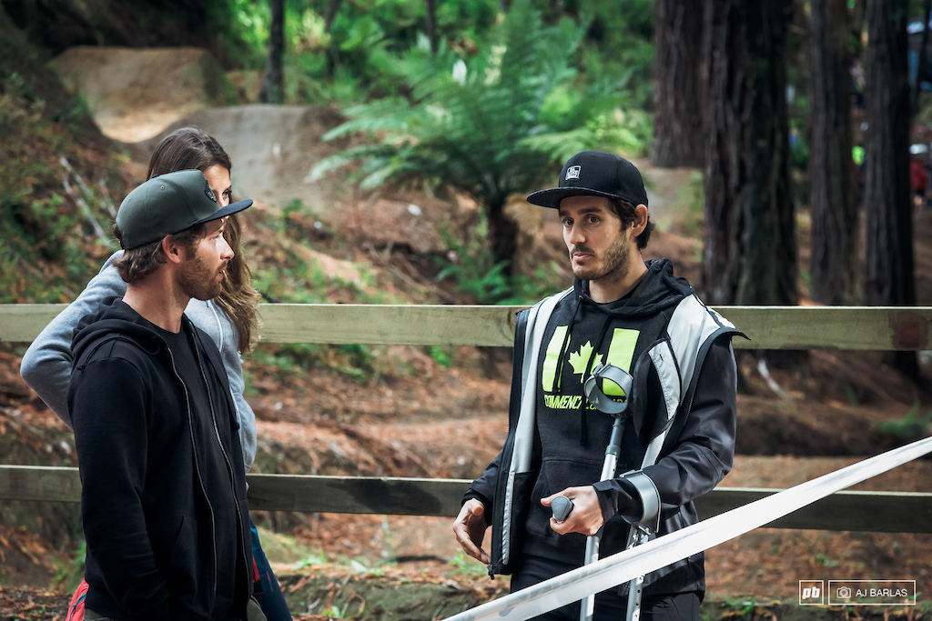 No doubt everyone has seen Yoann's images of his large haematoma, which resulted in him having to pull out from the race. In typical Yoann fashion, he was out supporting his fellow riders and in high spirits, looking forward to the Tasmania EWS in a couple of weeks.