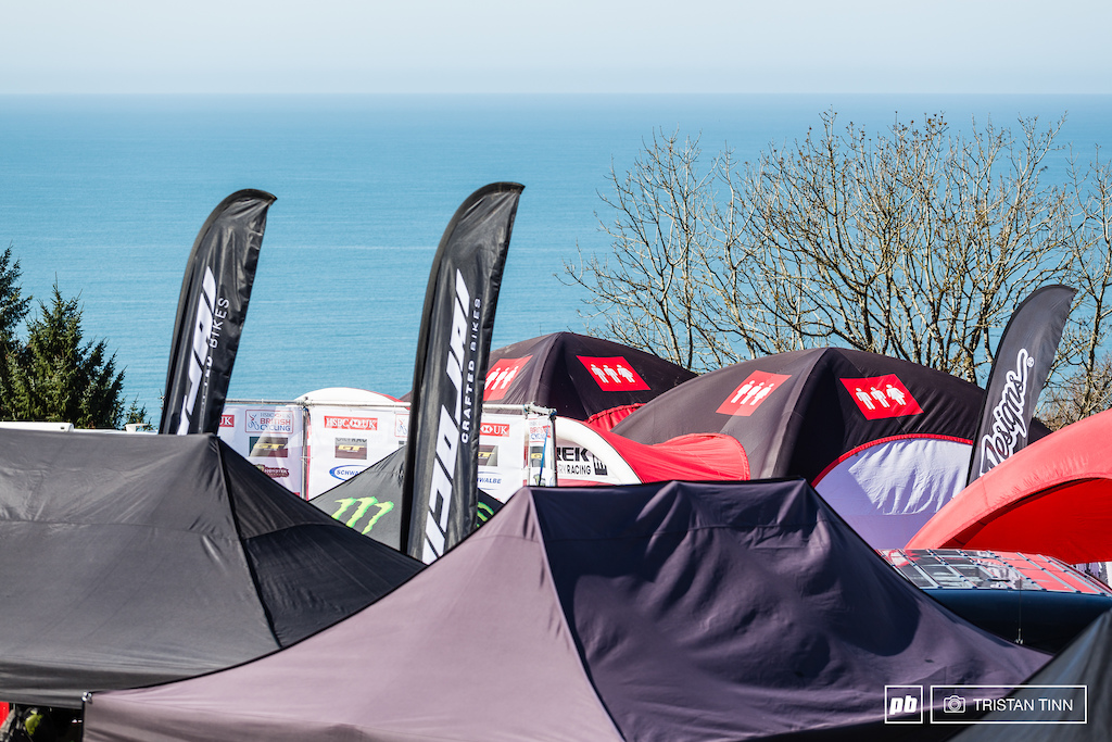 The views at the 'Nant' pits reminded me more of a surf event than a downhill race.