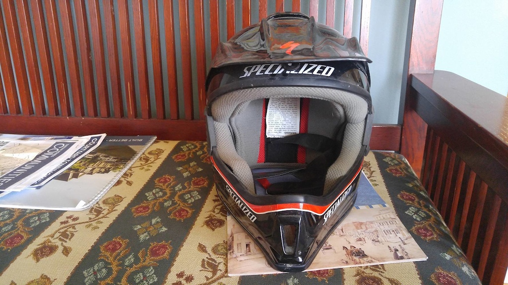 0 Specialized Full Face Helmet