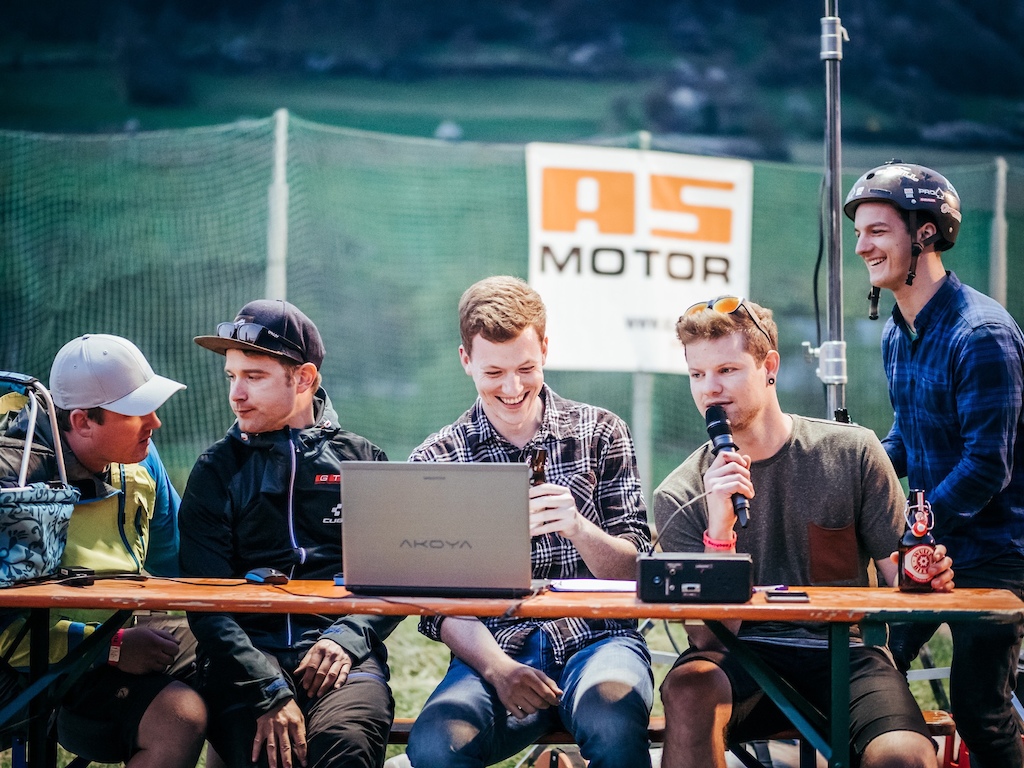 AS Motor Pumptrack Event Enslingen
Deutsche Pumptrack Tour - DPT Series 
DPTSeries.com 
https://www.facebook.com/DeutschePumptrackTour/?ref=bookmarks 
https://www.instagram.com/dptseries/ 
https://www.youtube.com/channel/UCRRFwa9t8kJQPWMFYeZ-RTQ 
Photo: Herr Loeffler
Pumptrack.de