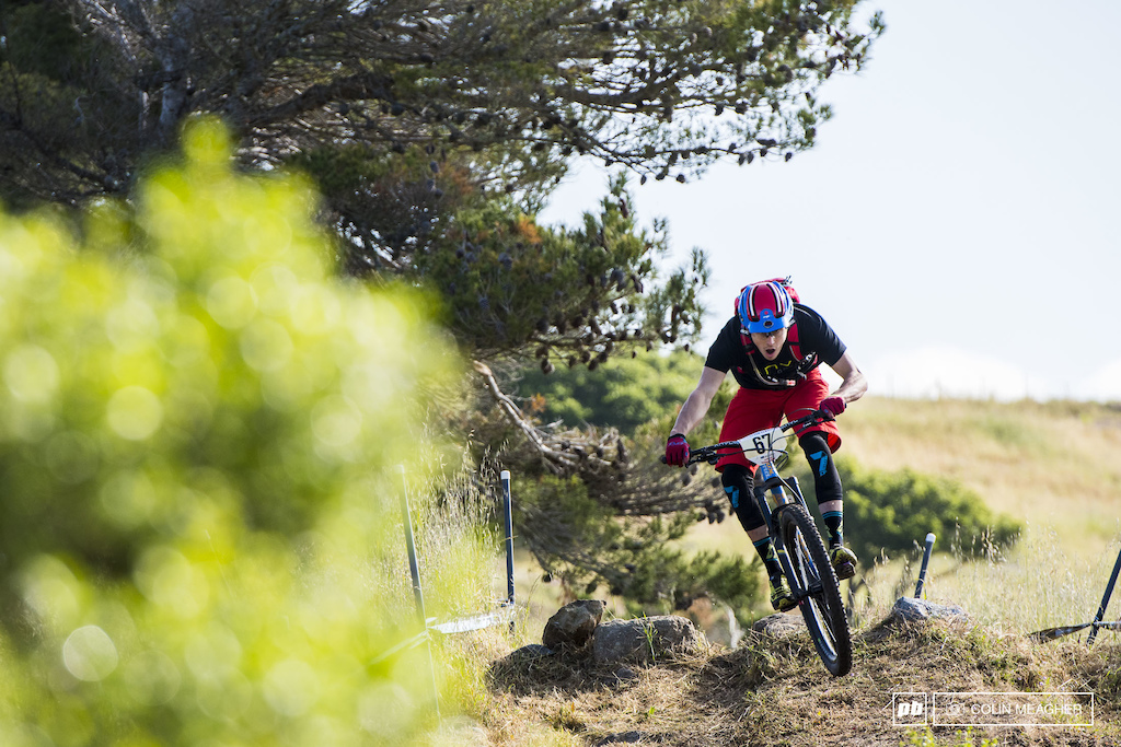 Scott Countryman diving into the meat and potatoes of stage 1 at Sea Otter.