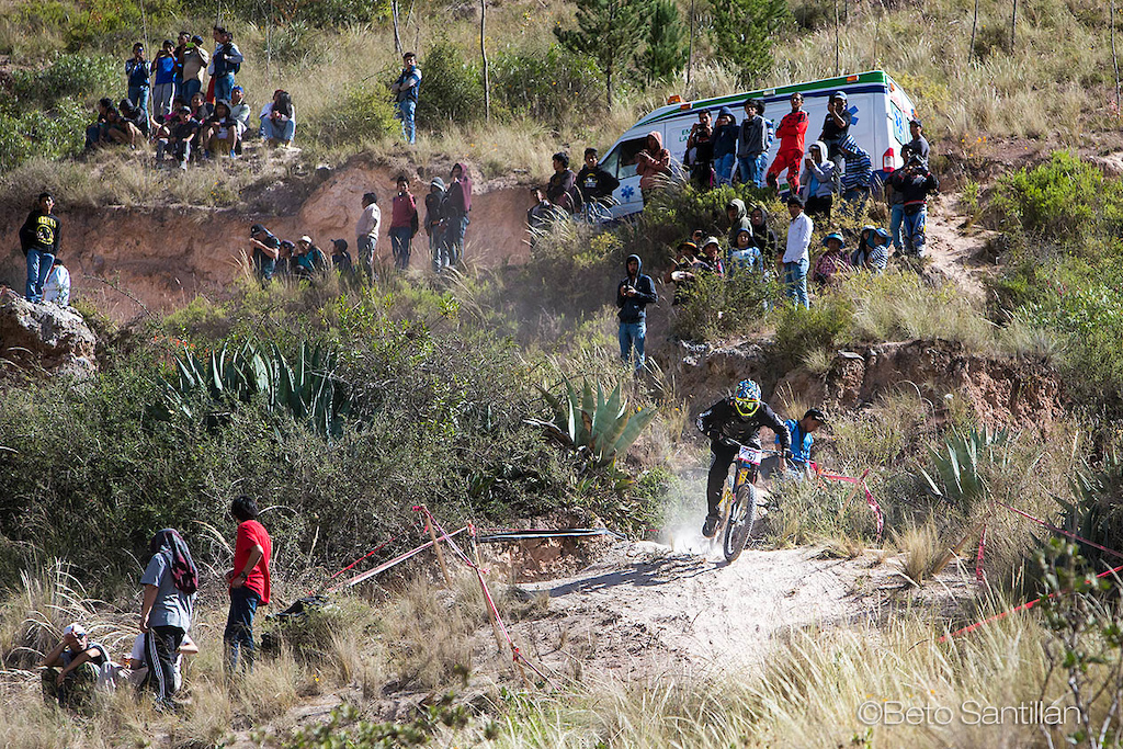 Santisimo Downhill, a Latin American DH Classic - Race Report