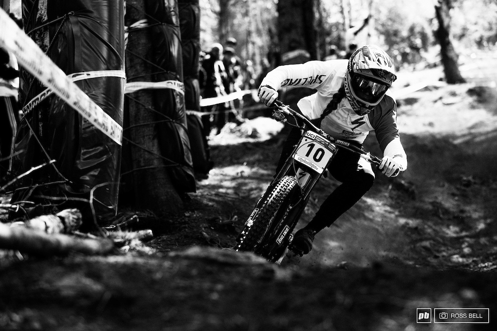 In her first WC qualifying on the Specialized Gravity Republic Miranda ended up in 8th.