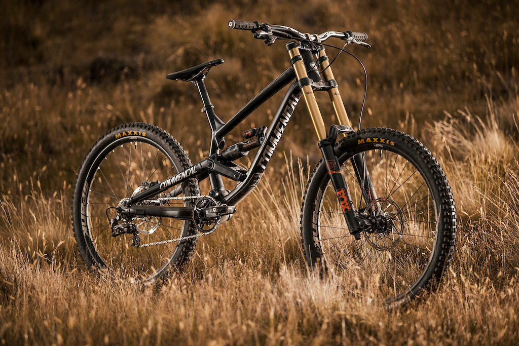 Louis Hamilton on the new COMMENCAL Furious 2017