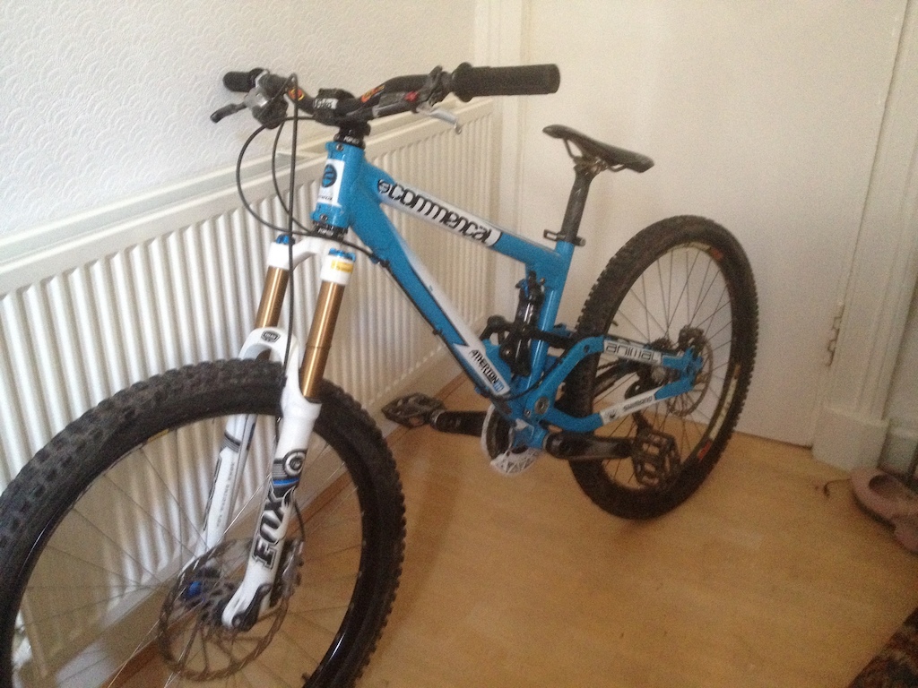 2011 Rachel Atherton's ex team bike - Commencal Meta 4x